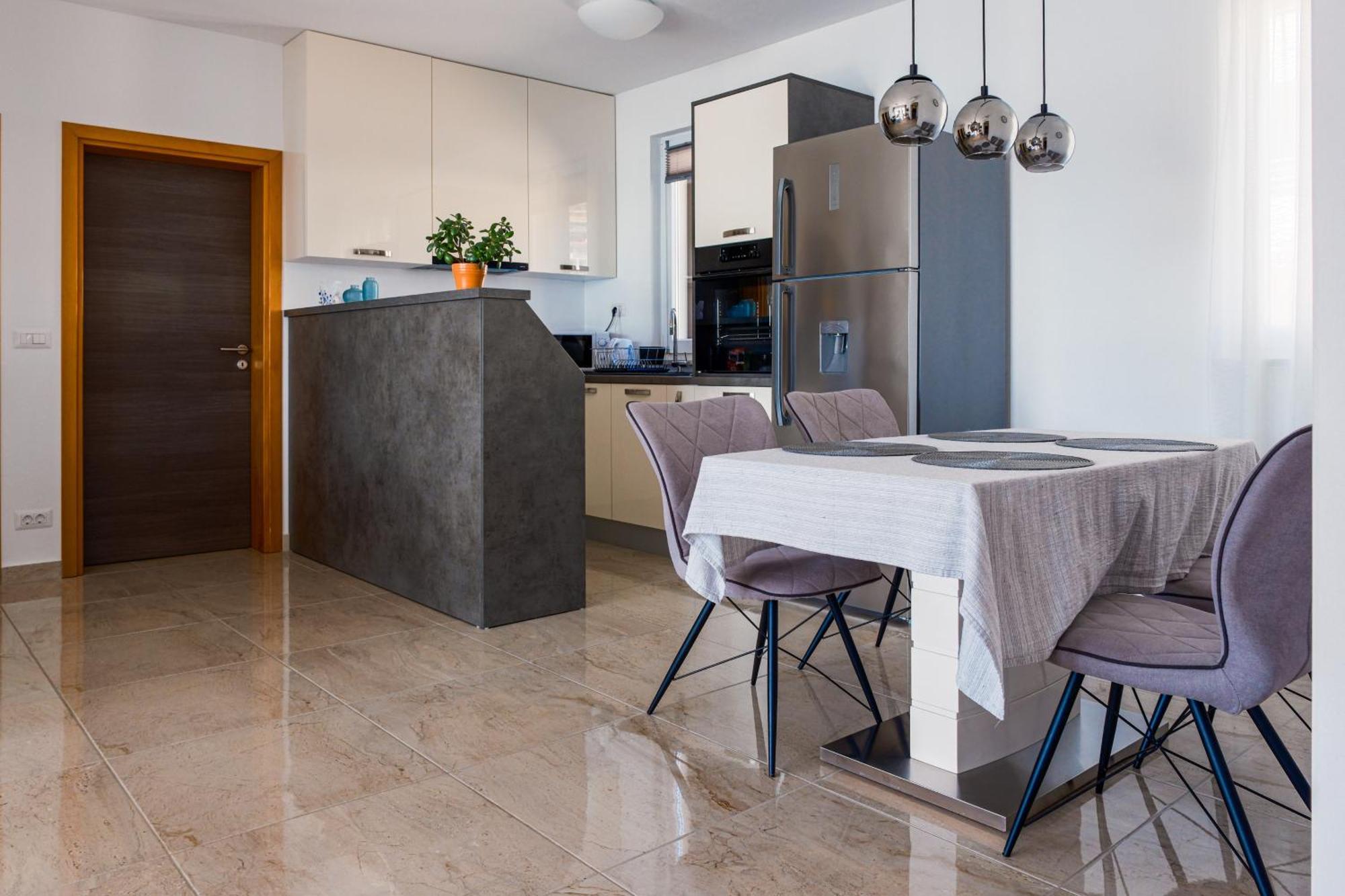 Seafront 2-Bedroom Apartment Nika - Rabac Ngoại thất bức ảnh